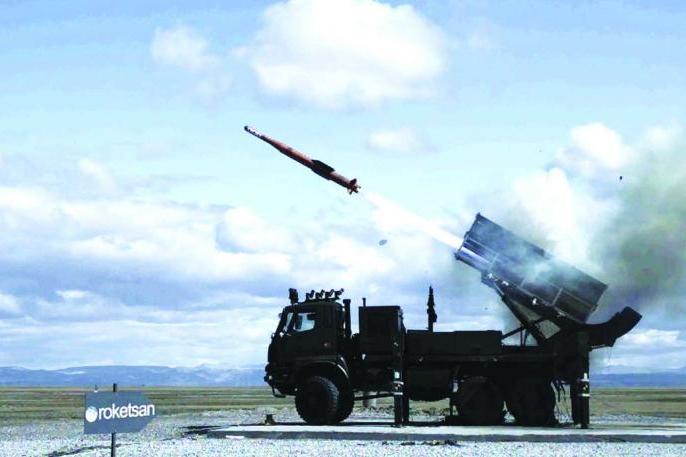 تم تسليم الدفعة الأولى من صواريخ الدفاع الجوي طراز «هيسار» HISAR إلى القوات المسلحة التركية في العام 2017. ويطلق كلا الاشتقاقين HISAR-A و HISAR-O بمحرك صاروخي ثنائي النبض